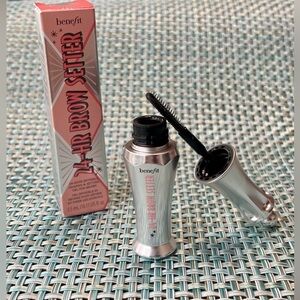 Benefit 24-HR Brow Setter - Silver and Pink